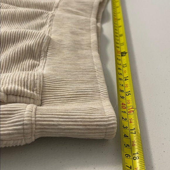 ID Ideology Ottoman-Rib Jogger Pants - Picture 9 of 11